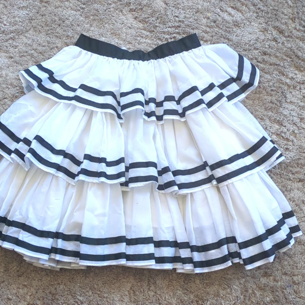 Skirt - Picture 1 of 1